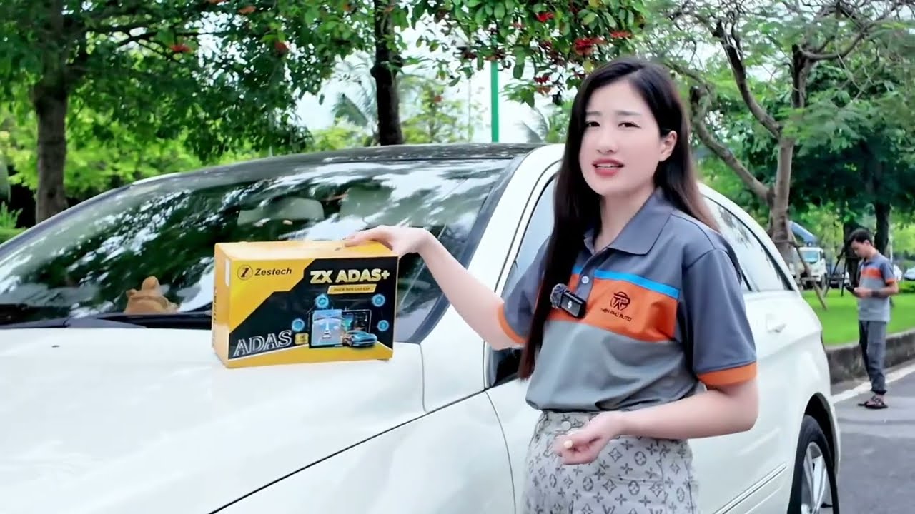 NÂNG CẤP MÀN HÌNH Ô TÔ NGAY SAU KHI MUA XE – CÓ NÊN HAY KHÔNG?