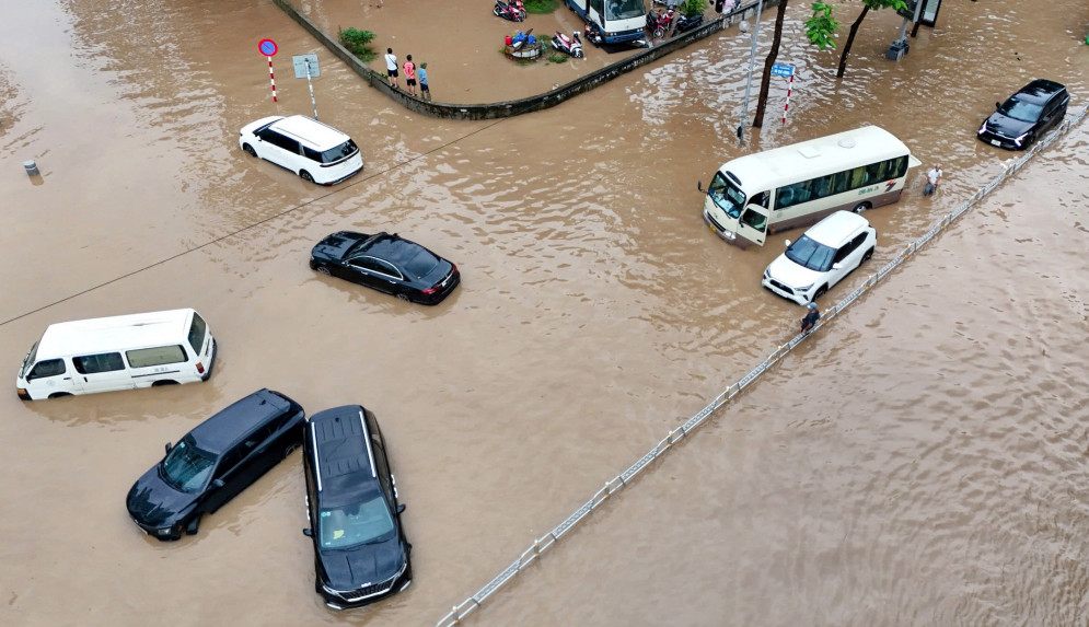 Ô tô ngập nước nhiều ngày: Hậu quả và cách khắc phục hiệu quả